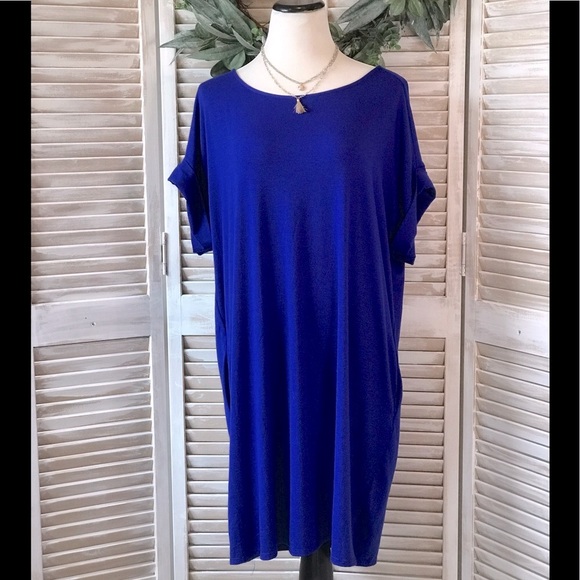 Dresses & Skirts - CURVY ROLLED SLEEVE CASUAL DRESS